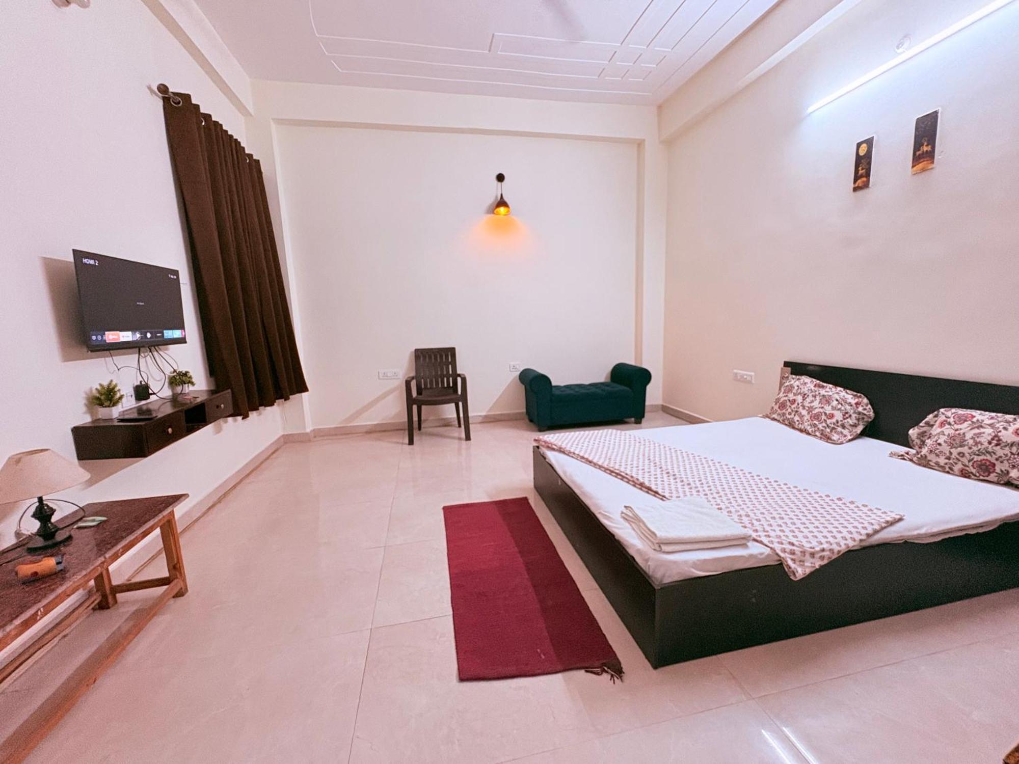 Atulyam Stays Sushant Golf City Lucknow Exterior photo